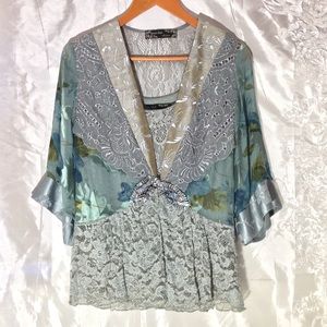 Spencer Alexis Lace Top with Kimono Jacket Size M